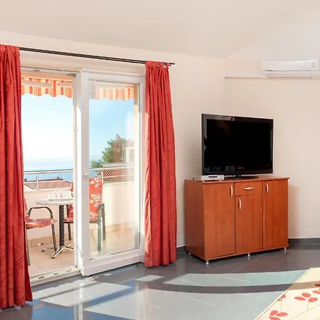 Stunning Apartment In Baska Voda Apartamento Baška Voda